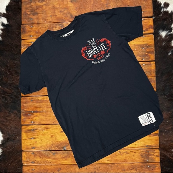 Roots of Fight Bruce Lee “Using No Way As Way” tee. NWOT - Picture 2 of 5